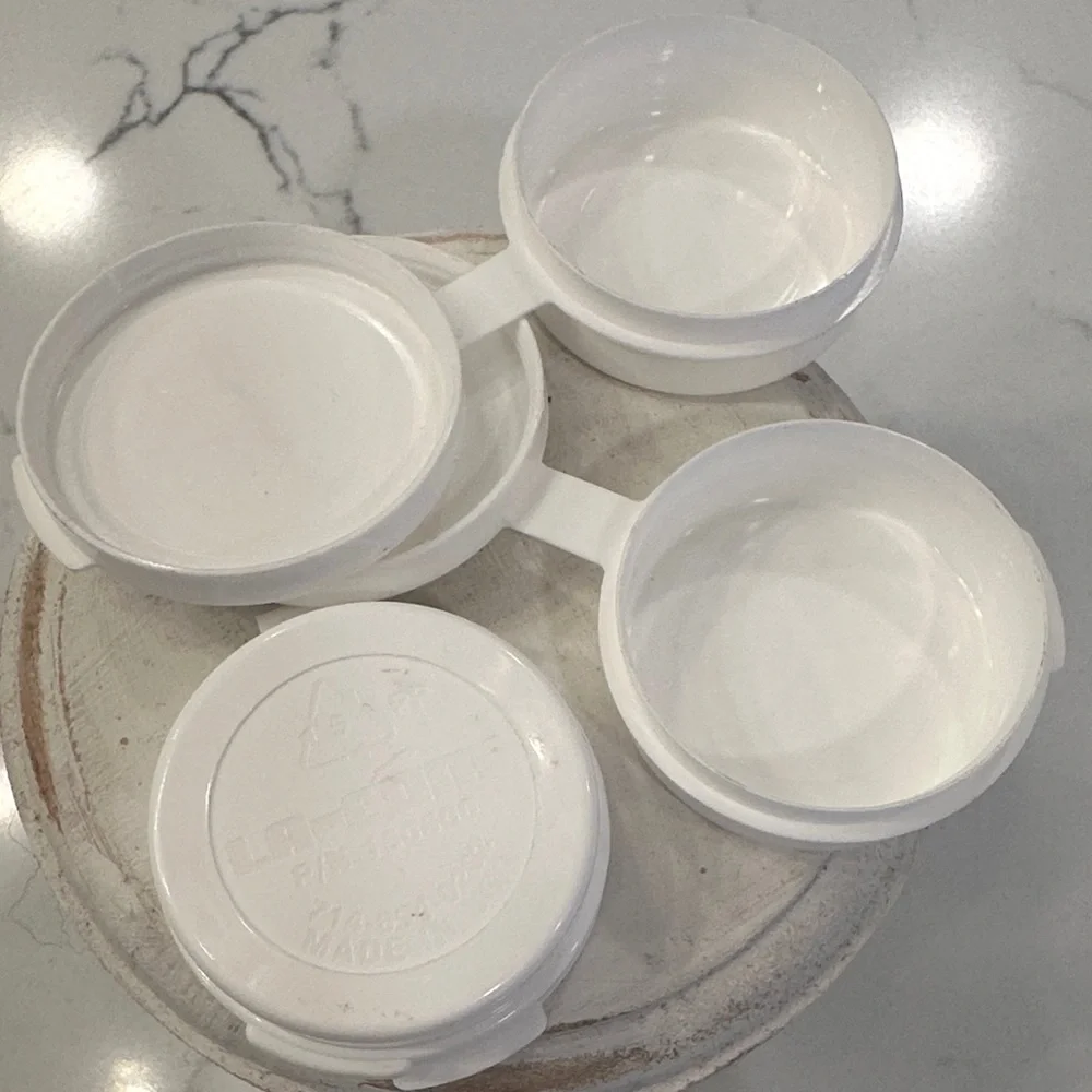 Vintage MAC White Refillable Compact Pods Set - Picture 4 of 7